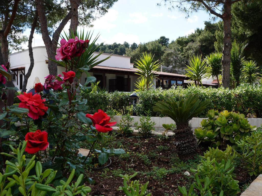 Hotel Parco Carabella Вьесте Экстерьер фото